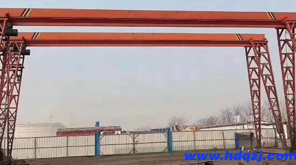 龍門吊的滲油位置如何維修？